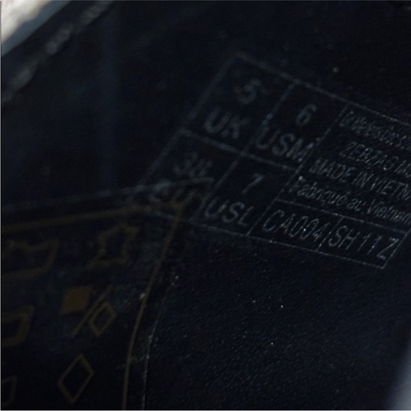 🩶Size 7 - NWT: DR. MARTENS - Women's ZebZag Suede Mules - Picture 9 of 14